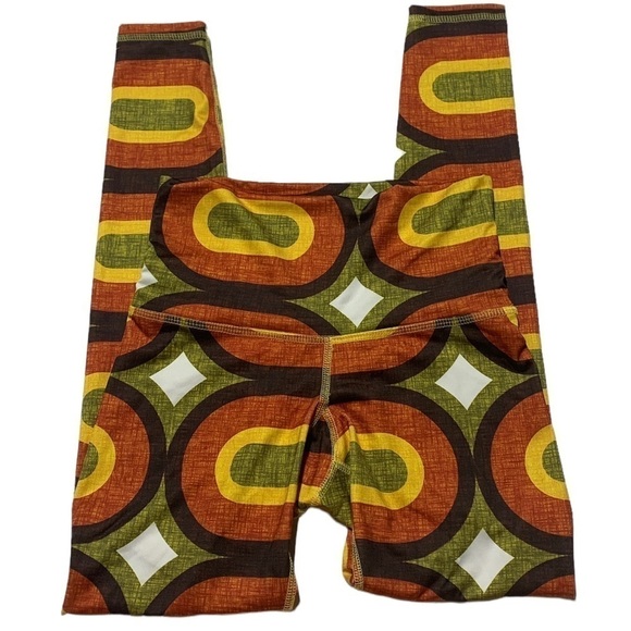 Dirty Blondes retro print workout leggings size XS NWOT - Picture 2 of 4